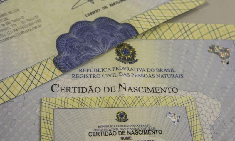 Cartórios registram 1º semestre com o maior número de mudanças de nome e sexo na Bahia